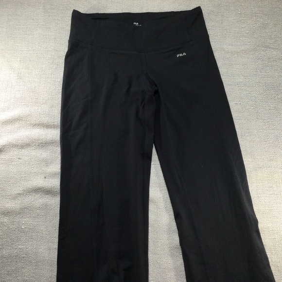 3 for $30 Fila gray pants size medium - Picture 1 of 6